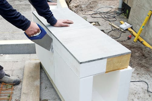 HÅNDSAV: 3 TYPISKE OPGAVER MED HÅNDSAV HÅNDSAV: 3 TYPISKE OPGAVER MED HÅNDSAV